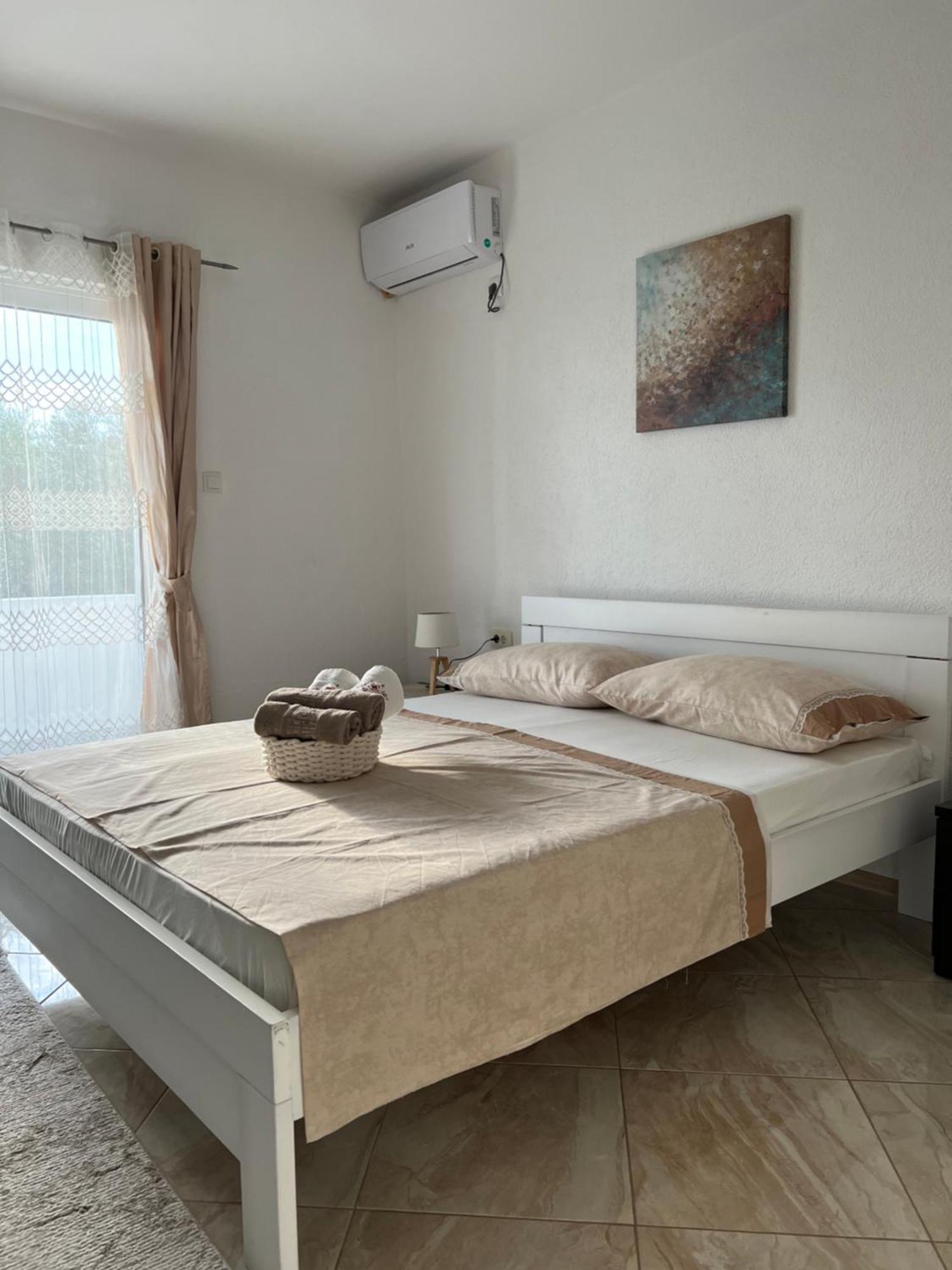 Suka Apartments Ulcinj Exterior foto